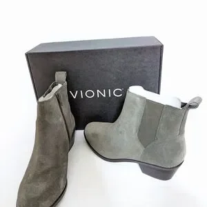Vionic Sude Boot Vionic | Shoes | Vionic Waterrepellent Suede Ankle Boots Roseland Size ...